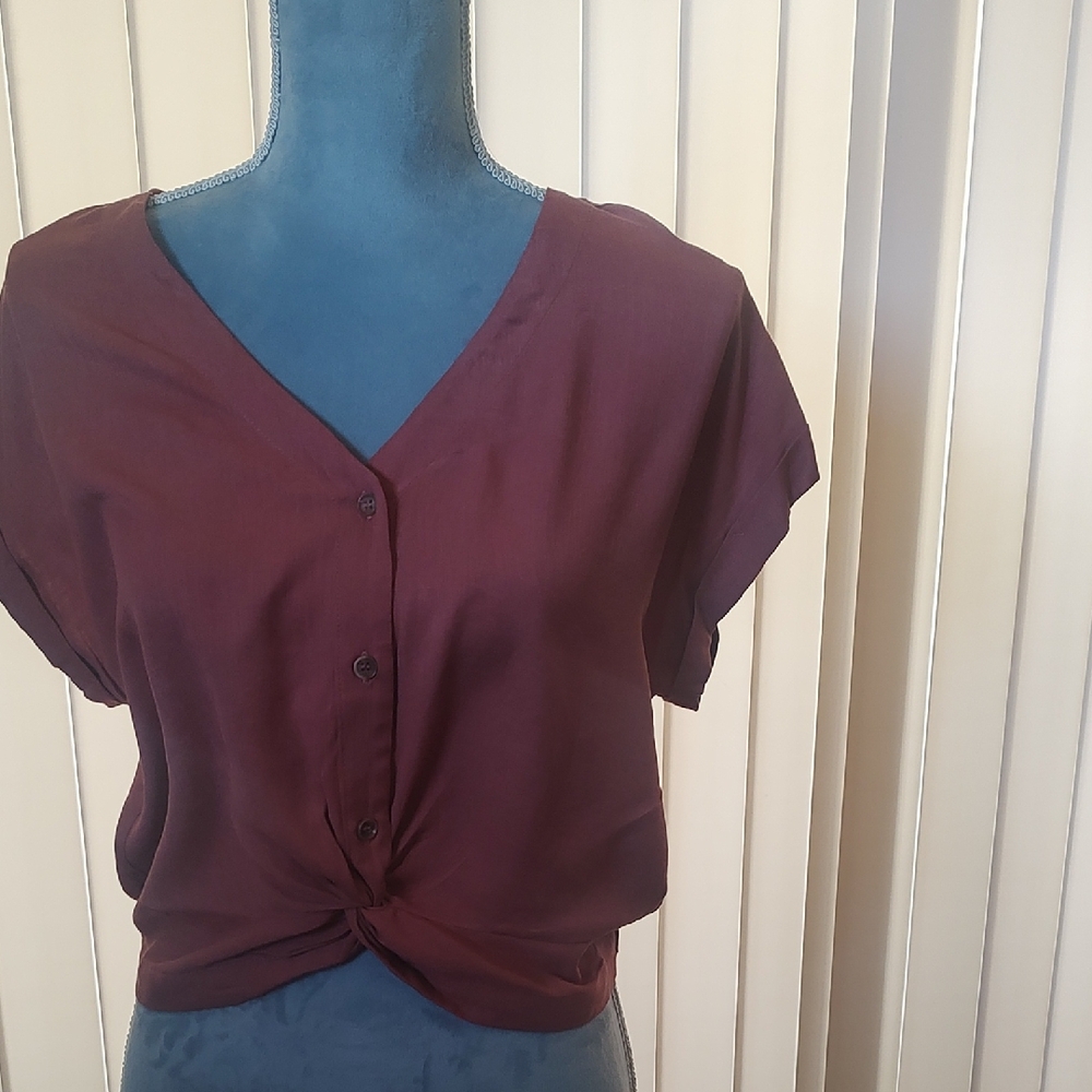 Sweet Wanderer Maroon Button-Down Shirt
